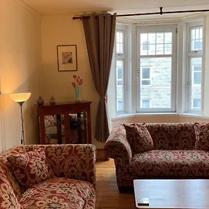 Spacious 2 Bedroom In Aberdeen